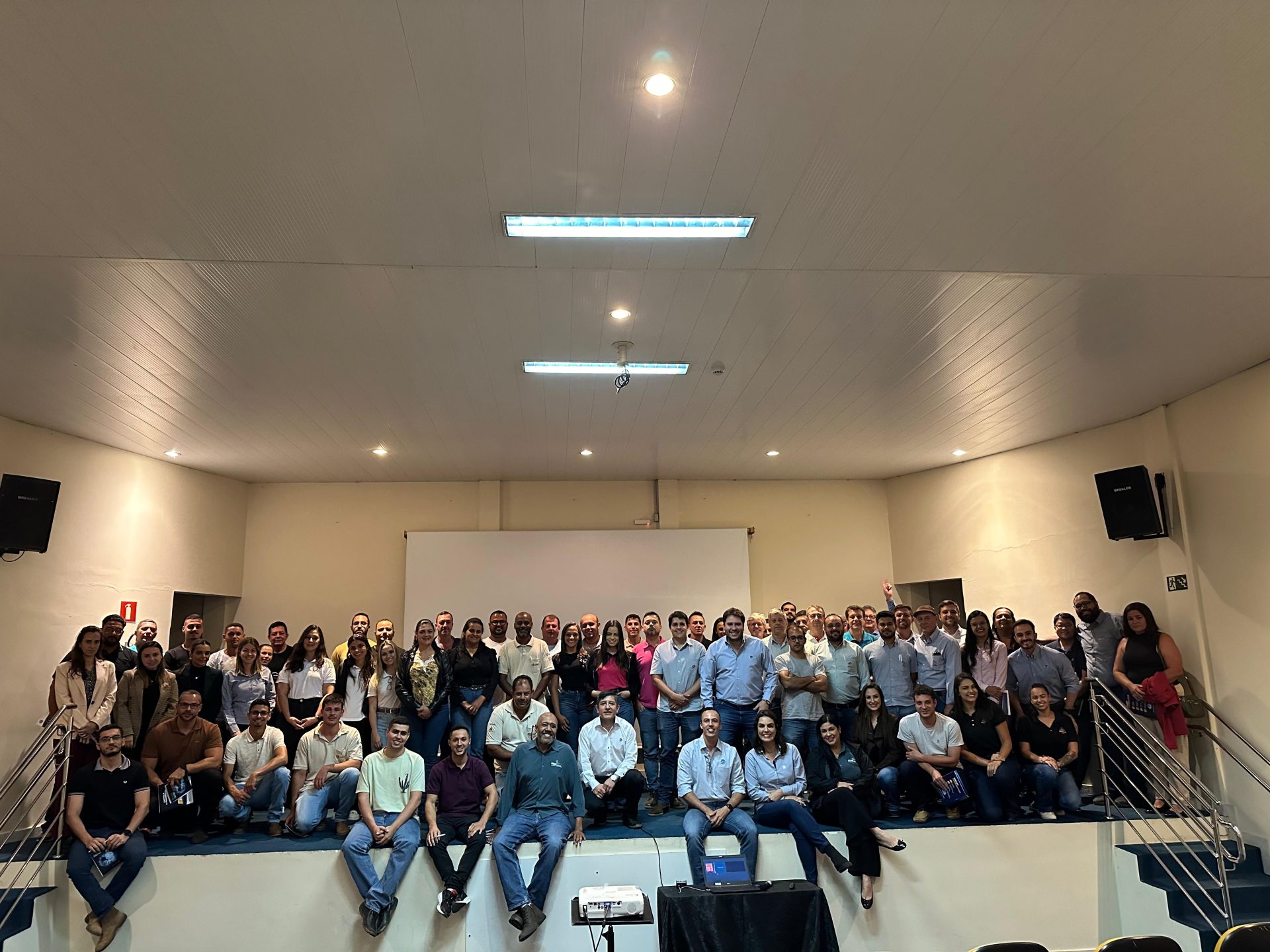 Mais de 80 profissionais de Pará de Minas e região prestigiaram a primeira etapa de 2024 da Rota da Sanidade CEVA Aves de Corte