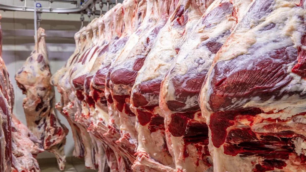 Cota de importação de carne bovina na China pode ter tarifaço de 55%